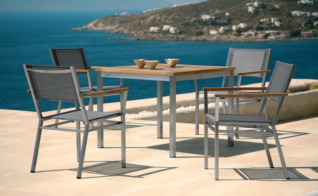 Barlow Tyrie table and chairs Hausers Patio