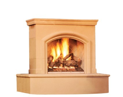 American Fyre Phoenix with back vent outdoor gas fireplace
