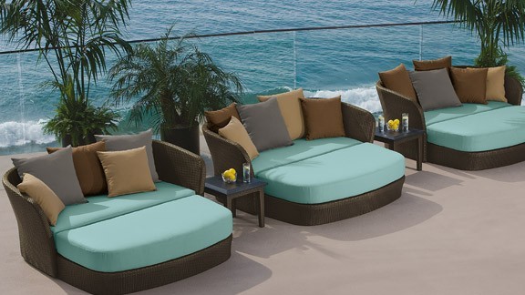 Tropitone Outdoor Furniture Commercial Grade And Effortless Sophistication Hausers Patio - Is Tropitone Furniture Made In Usa