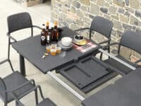 Naardi outdoor extendable dining table